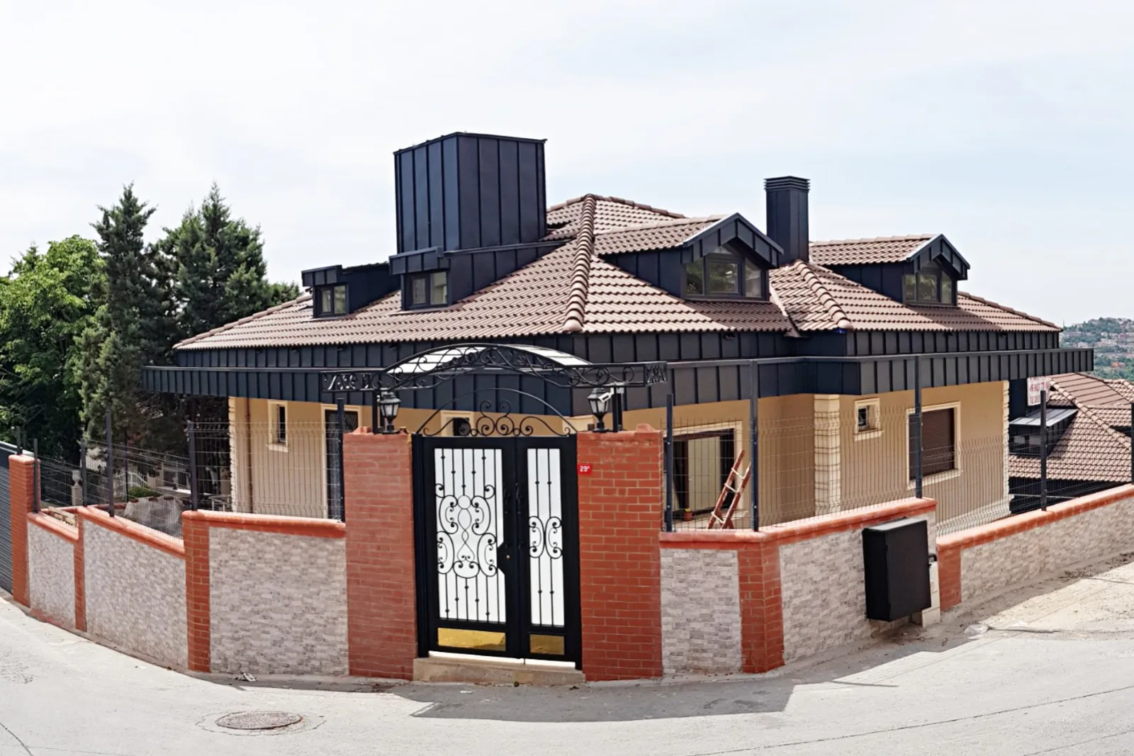 Sarıyer maden villa
